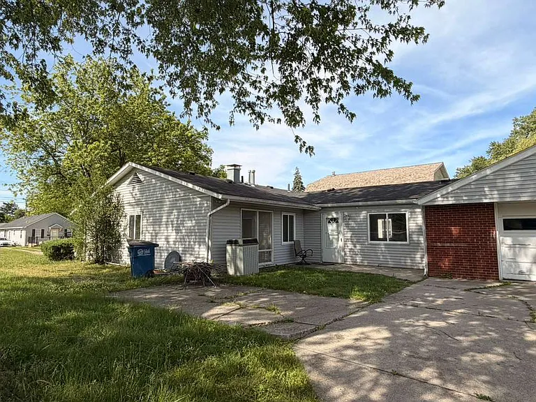 736 W Northgate Pkwy — Photo 20