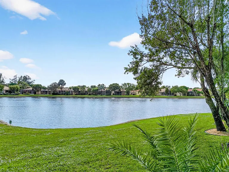 6504 Pisano Dr — Photo 36