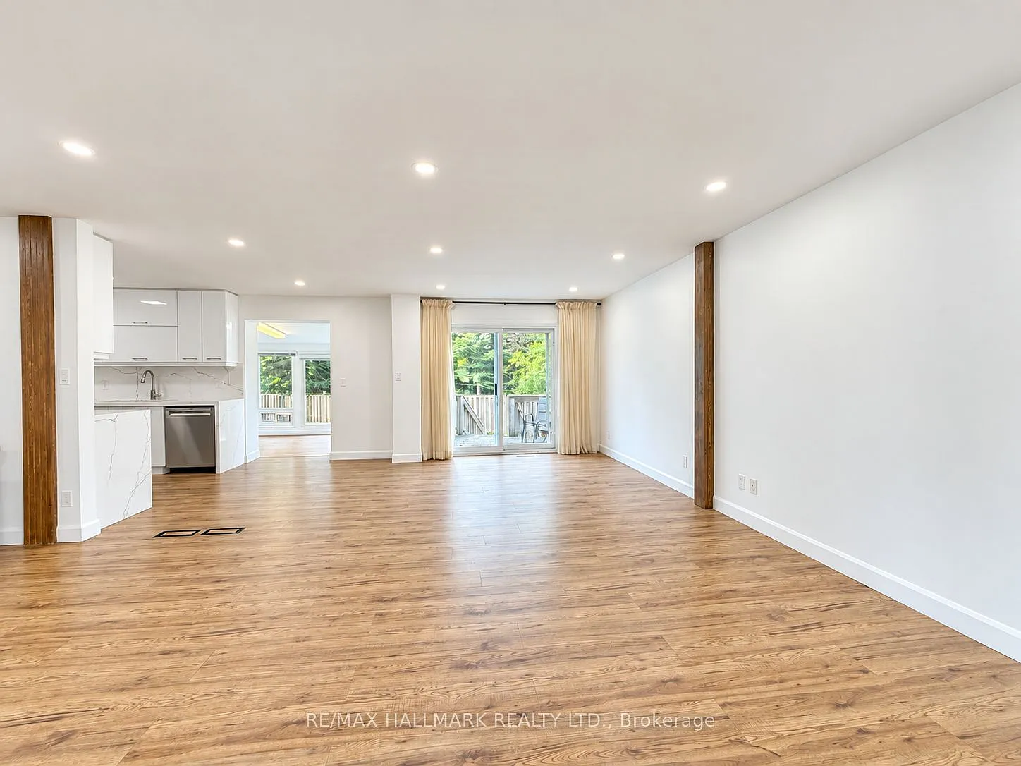 4 bed, $3,280 — Photo 4