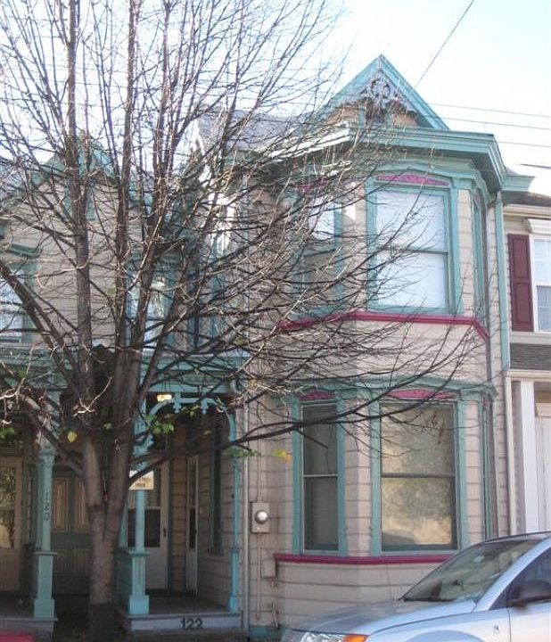 2nd image of 122 N Pitt St