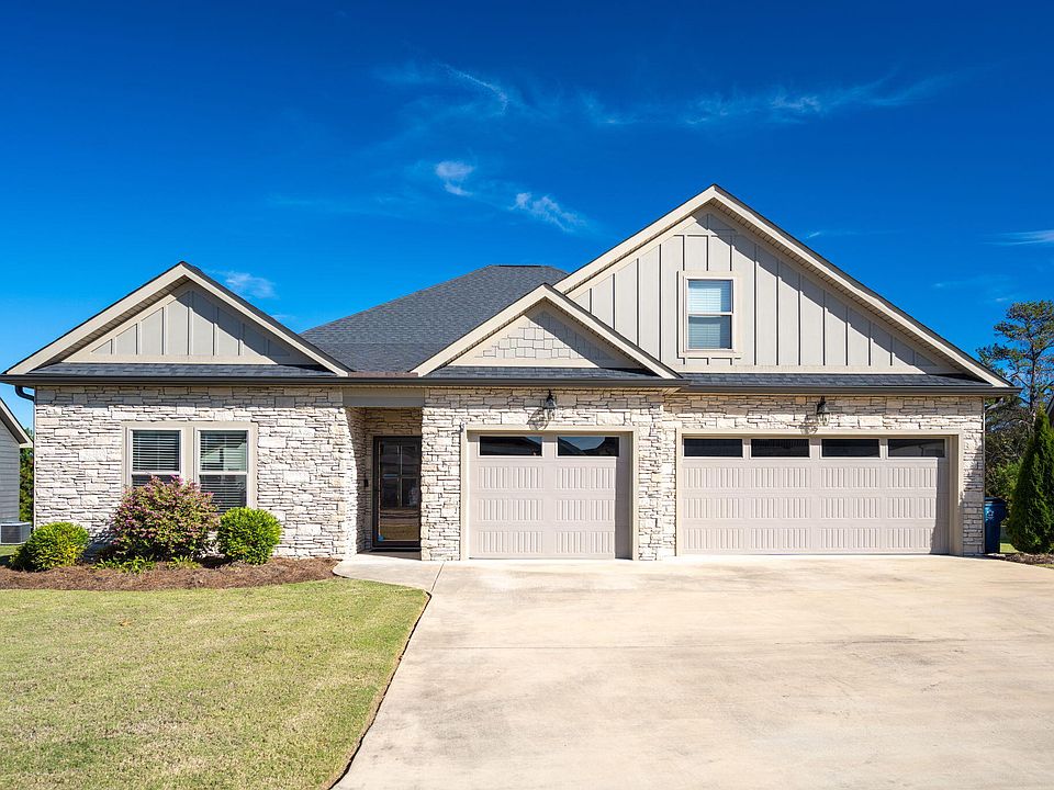 1st image of 388 Tuscany Village Dr
