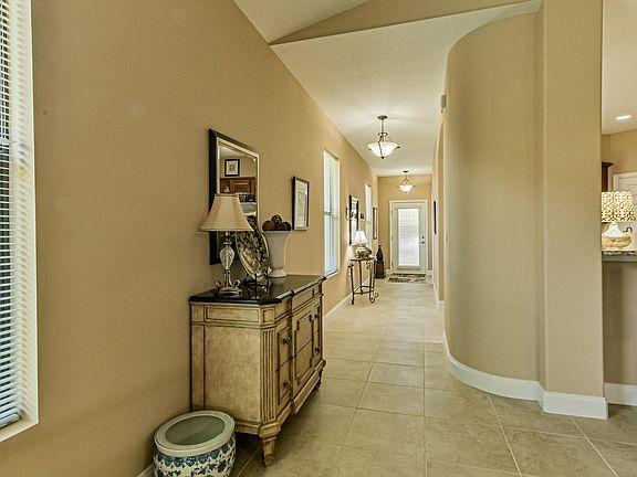 3rd image of 3231 Tralee Dr