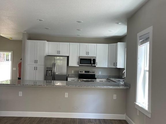 4th image of 1093 South Blvd #1093