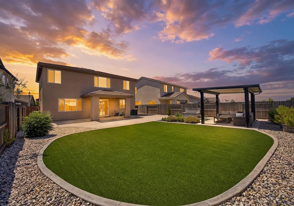 1st image of 116 Tortosa Ct
