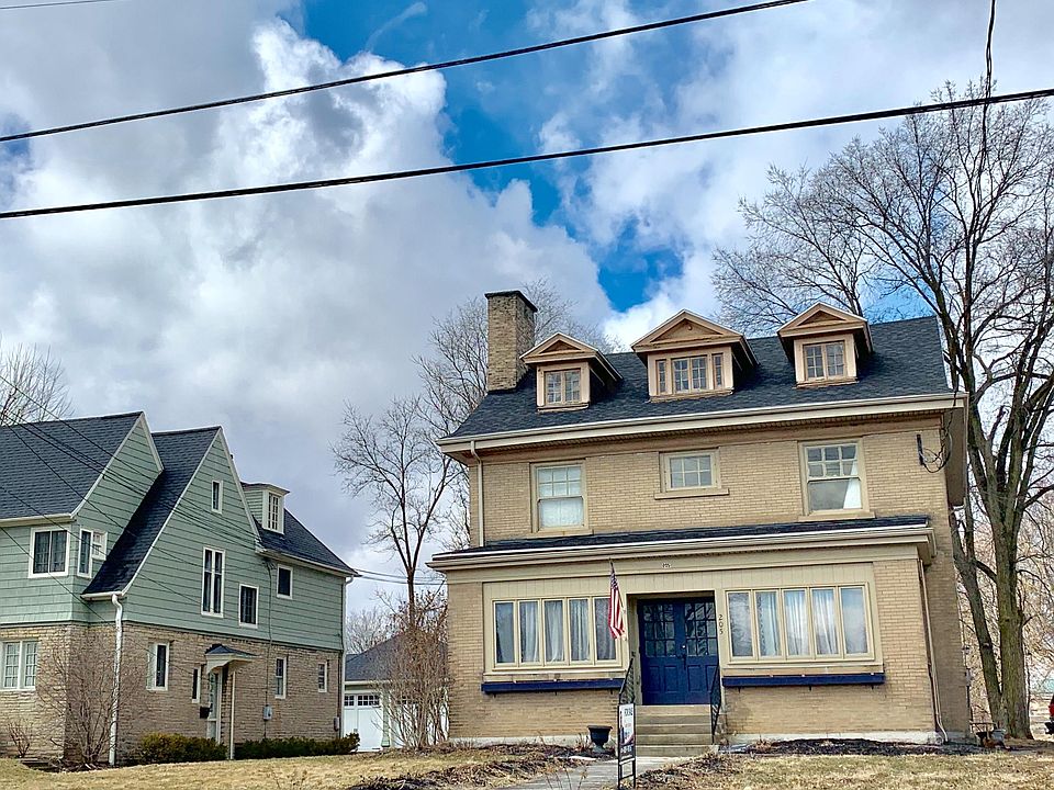 1st image of 205 S Greenwood St