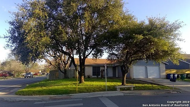 9483 Bowen Drive — Photo 1