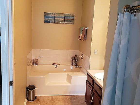 Primary Bed Room Bath