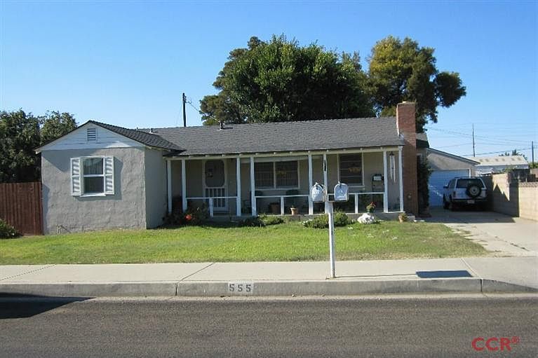 1st image of 555 E Newlove Dr