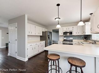 1420 Brookfield Dr, Plainfield, IL 60586