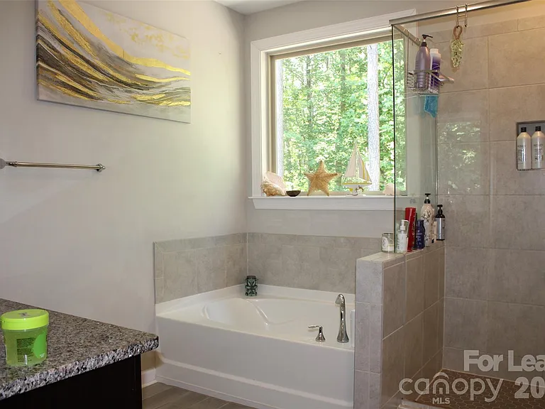 4181 Palm Dr — Photo 16