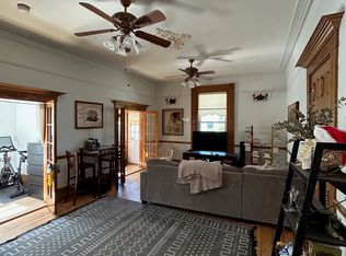 72 Nahant St APT 1A, Lynn, MA 01902
