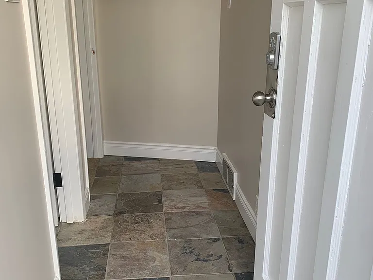 166 Bartley Bull Pkwy #LOWER — Photo 15