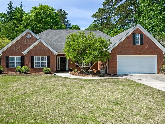 2nd image of 1240 Fountain Cove Ln