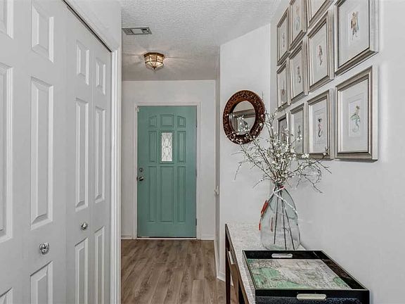 5th image of 8632 Westview Ln