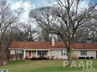 2701 Veterans Dr, Pekin, IL 61554