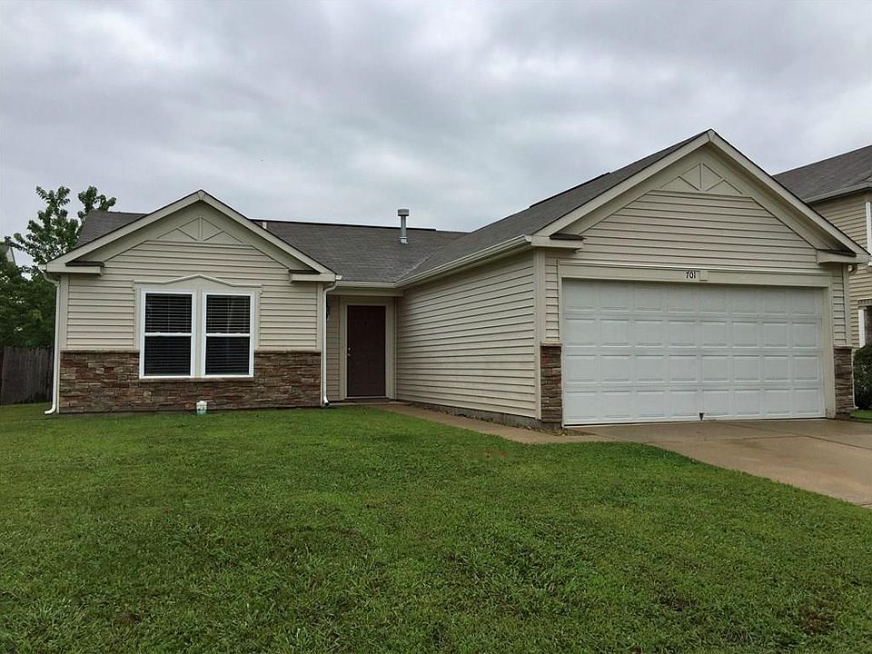 1st image of 701 Eastpointe Dr