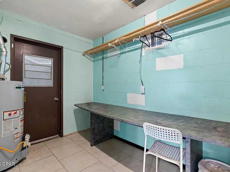 106 Moody Dr — Photo 24