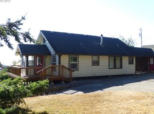 94255 3rd St, Gold Beach, OR 97444