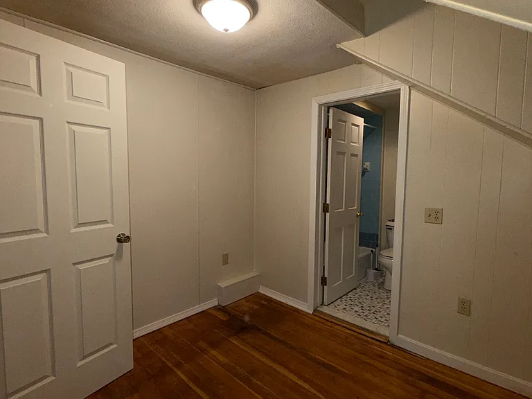 1911 Smith St #2 — Photo 17