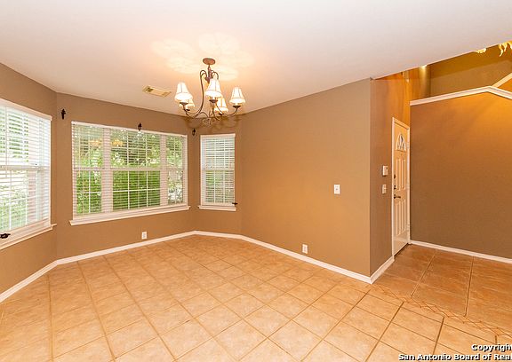 5th image of 1669 Rolling Brook Ln