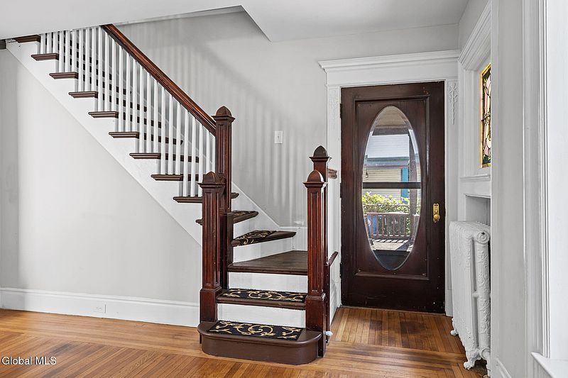 4th image of 263 Remsen Street
