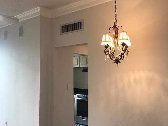 4th image of 2109 Bayshore Blvd Unit 308