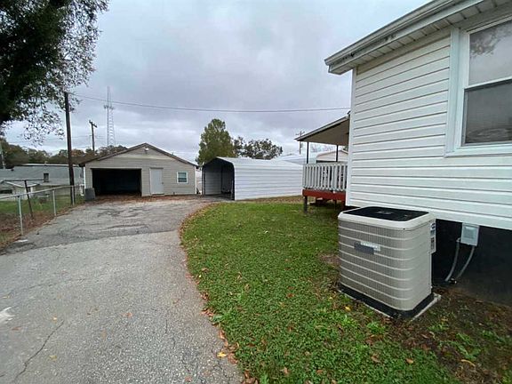 3rd image of 7032 Mary Ave