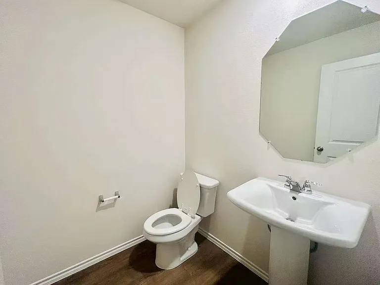 3431 Rendezvous Way — Photo 17
