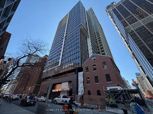 771 Yonge St Photo 1