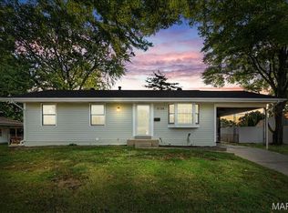 5156 Carey Ln, Hazelwood, MO