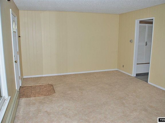 2nd image of 735 S 14th St