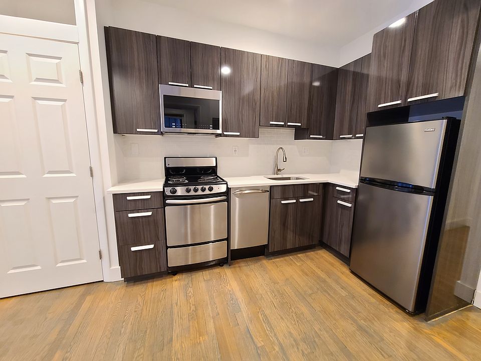1st image of 88 W Cedar St #9