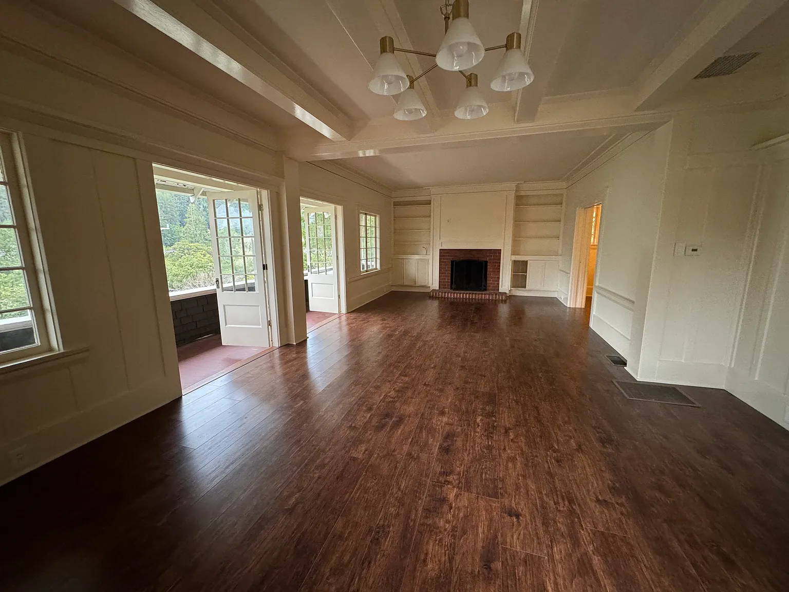 4 bed, 2064 sqft, $13,000 — Photo 3