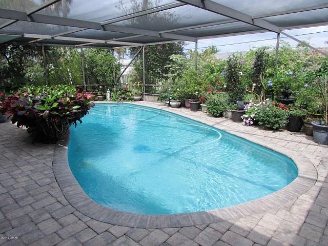 2nd image of 2035 John Anderson Dr