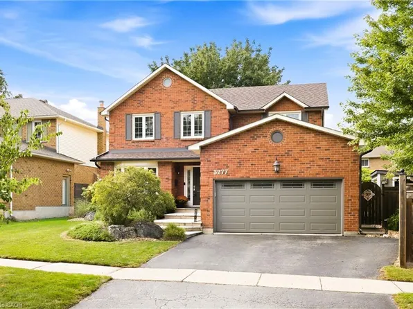 3277 Woodside Ave, Burlington, ON L7M 2R9