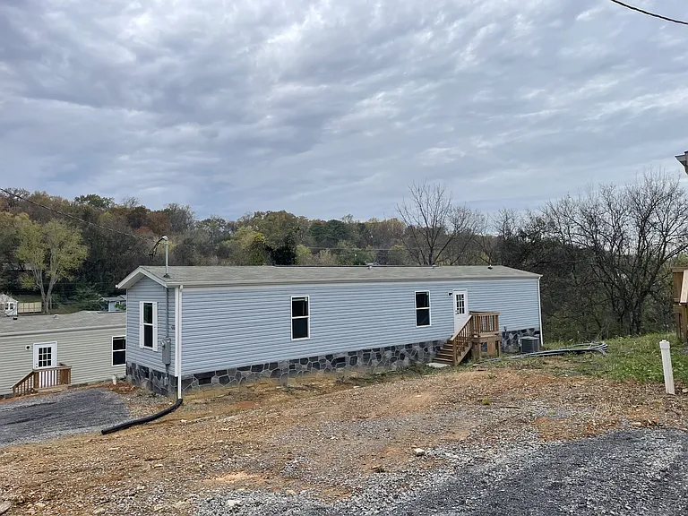 4302 Winford Rd SW — Photo 1