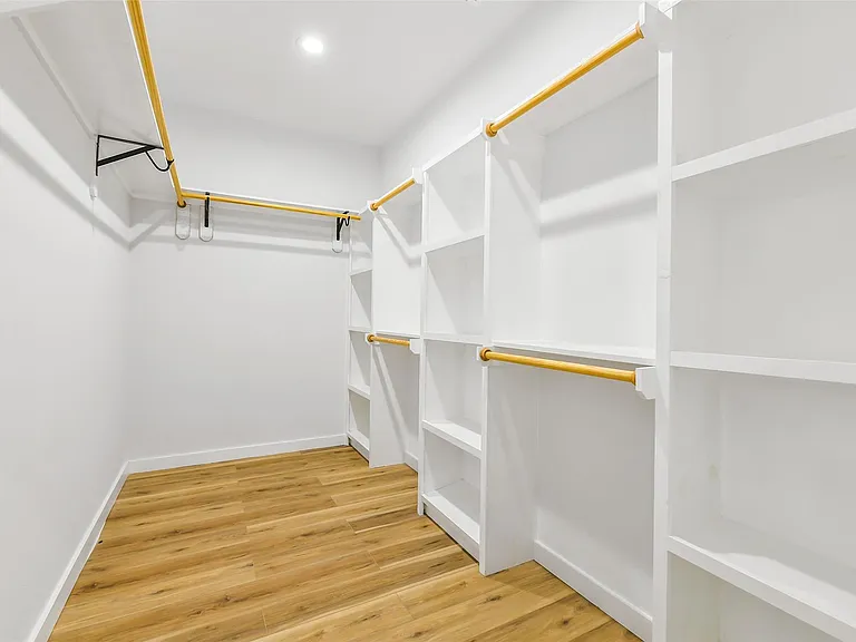 7486 Stanwick Dr #B — Photo 13