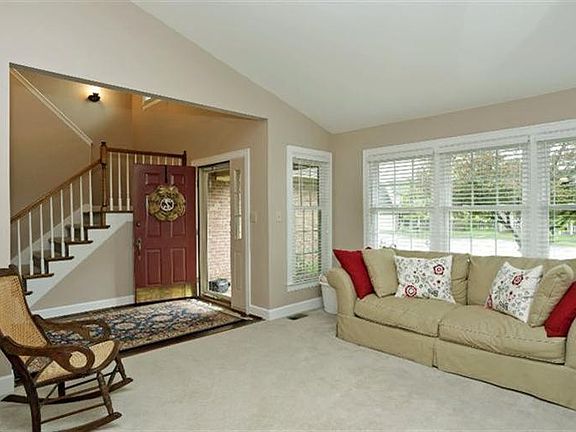 3rd image of 1160 Narrow Ln