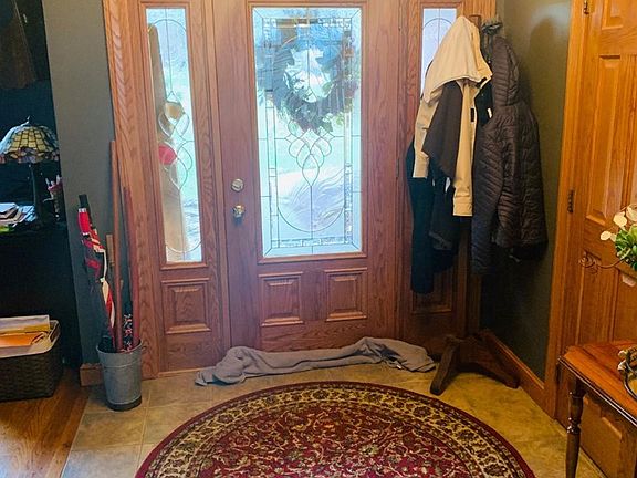 2nd image of 415 Jersey Dr