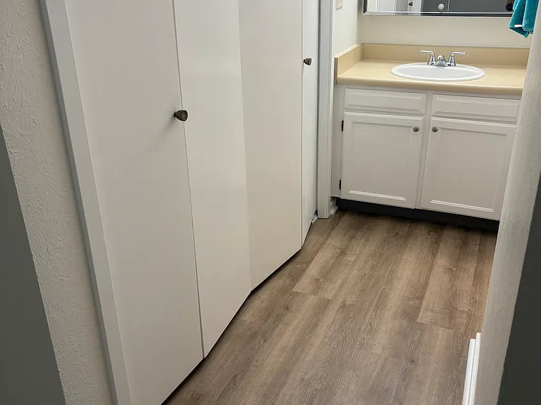 695 Manhattan Dr #216 — Photo 2