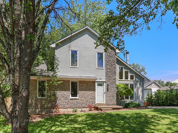 3rd image of 798 Jairus Dr