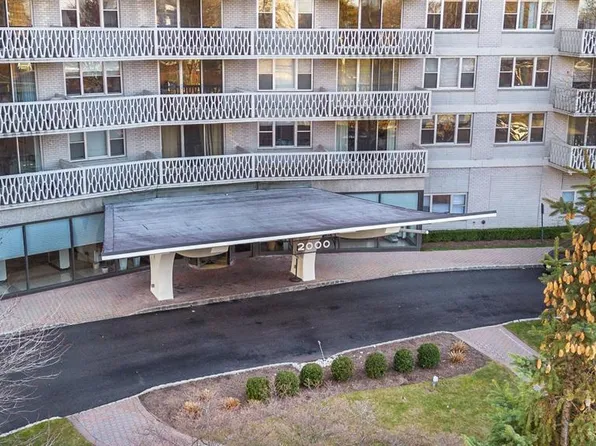 2000 Linwood Ave APT 14-K, Fort Lee, NJ 07024