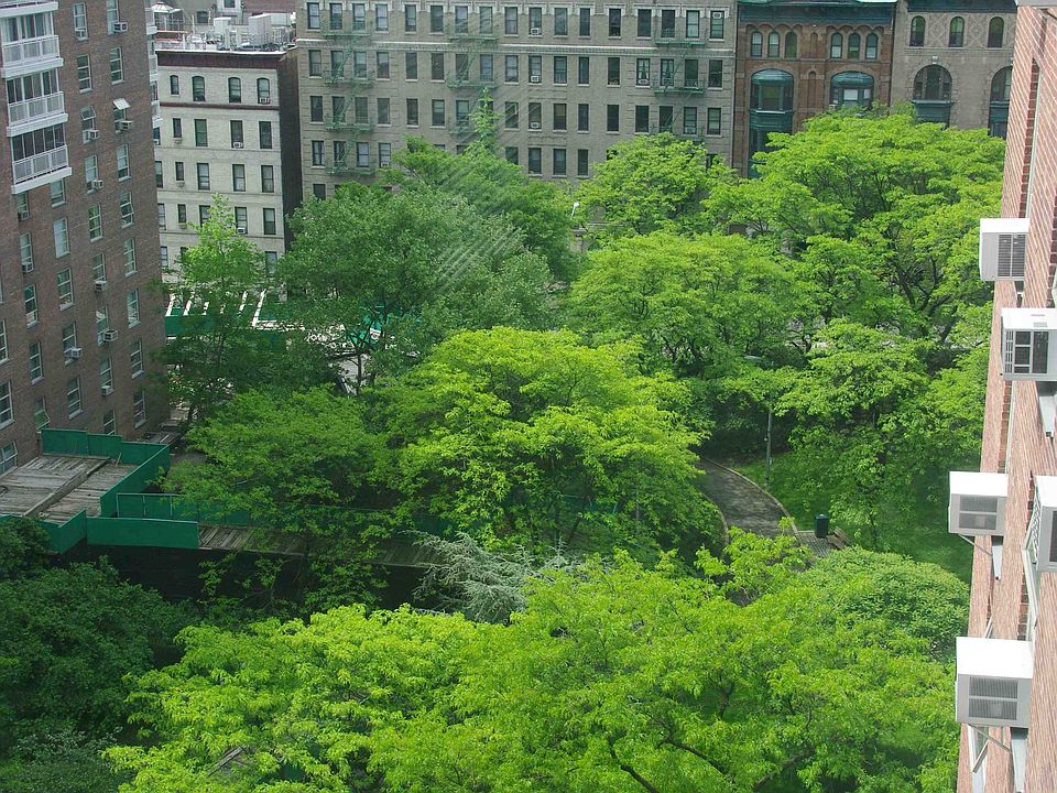 1st image of 80 La Salle St APT 14E