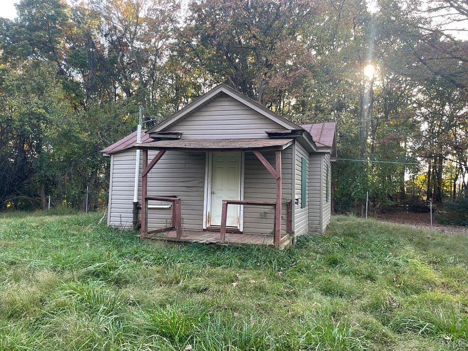 2nd image of 2544 Holliday St
