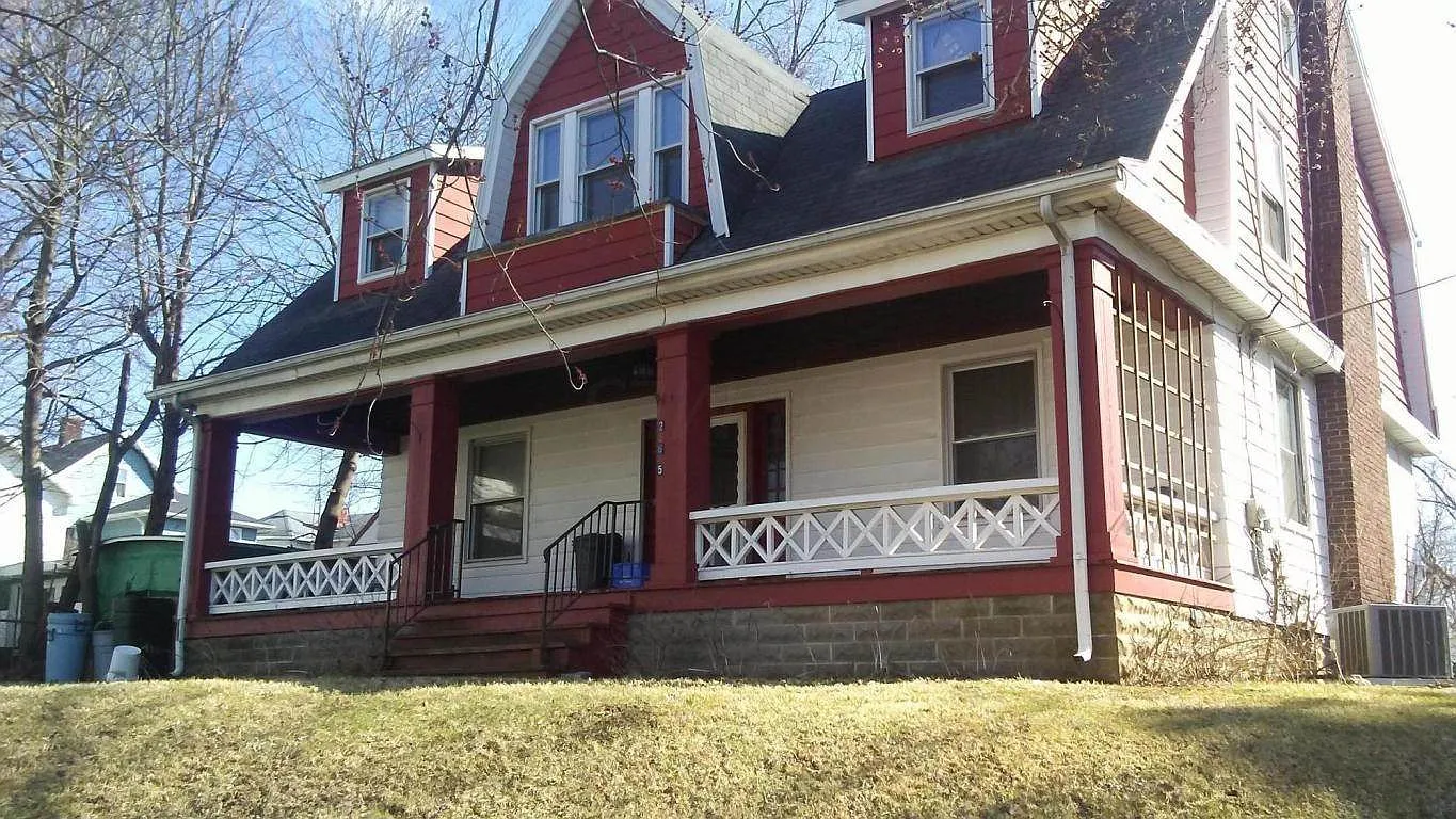 265 Bellefontaine Ave photo 1