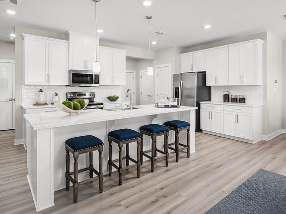 Stratton 2-Bedroom-Den