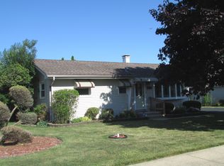 8032 Normandy Ave, Burbank, IL 60459