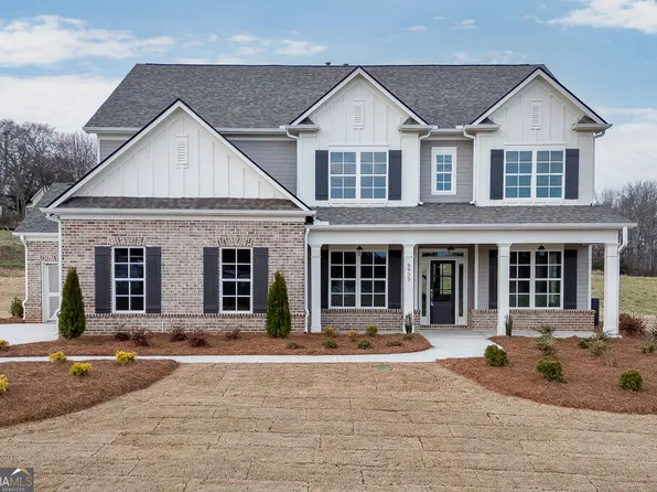 8935 Claude Martin Dr, Gainesville, GA 30506