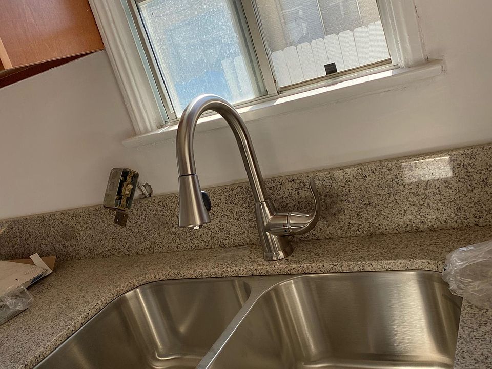 1st image of 4158 W 126th St #B