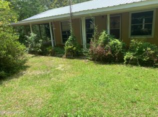 20 Camp Hillcrest Rd, Wiggins, MS 39577